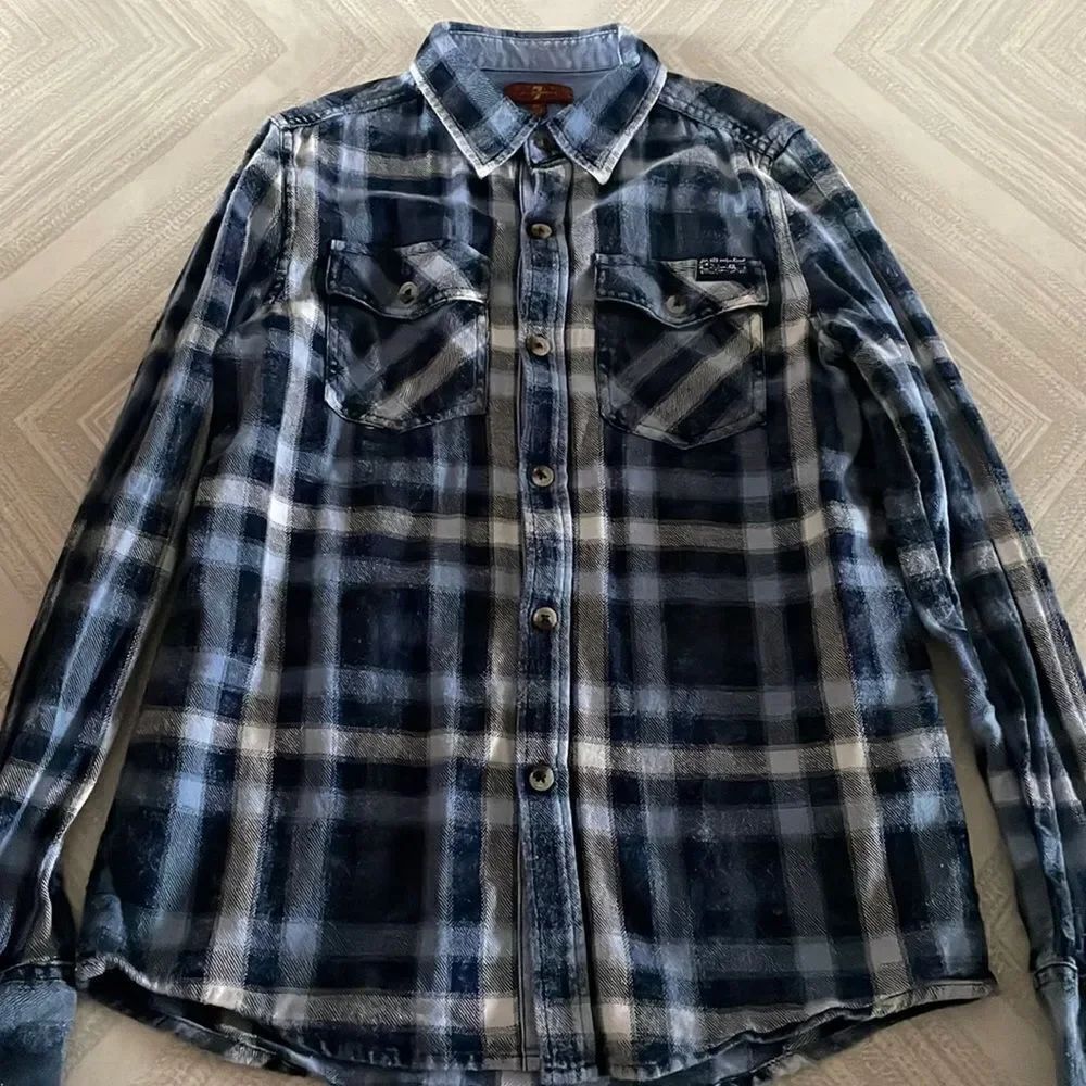 74AMK Boys Blue & White Plaid Button Down Shirt Size Medium